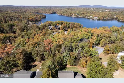 126 Downhill Cir, Cross Junction, VA 22625 - Photo 7