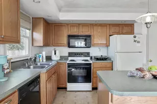 239 Chestnut St, Winchester, VA 22601 - Photo 13