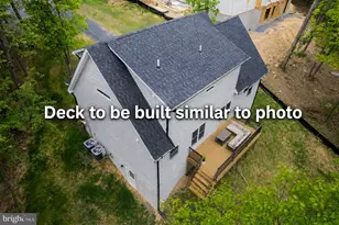 109 Sycamore Pl, Cross Junction, VA 22625 - Photo 3