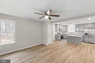 109 Sycamore Pl, Cross Junction, VA 22625 - Photo 5