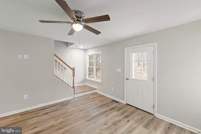 109 Sycamore Place, Cross Junction, VA 22625 - Photo 5