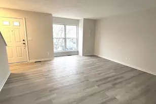 305 Sutton Ct, Winchester, VA 22601 - Photo 7