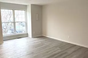 305 Sutton Ct, Winchester, VA 22601 - Photo 5