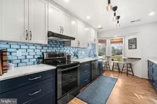 323 Masters Dr, Cross Junction, VA 22625 - Photo 9