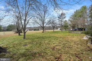 323 Masters Dr, Cross Junction, VA 22625 - Photo 37