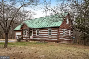 186 Pine Cone Dr, Cross Junction, VA 22625 - Photo 5