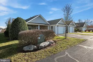 203 Crestwood Ln, Winchester, VA 22602 - Photo 3