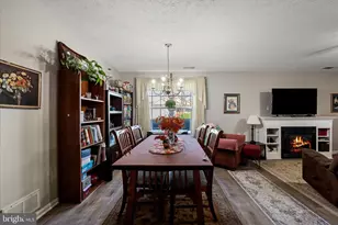 203 Crestwood Ln, Winchester, VA 22602 - Photo 11