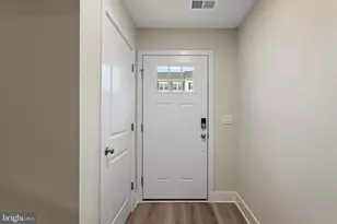 180 Munsee Cir, Winchester, VA 22602 - Photo 3