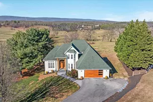 199 Meeting House Dr, Winchester, VA 22602 - Photo 1