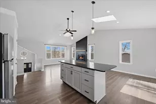 1220 Lakeview Dr, Cross Junction, VA 22625 - Photo 23