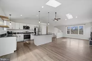 1220 Lakeview Dr, Cross Junction, VA 22625 - Photo 17