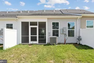 103 Castaway Pl, Winchester, VA 22603 - Photo 3