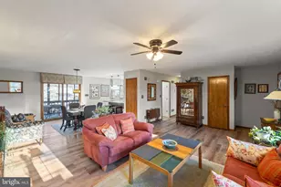 104 Greenwood Ct, Cross Junction, VA 22625 - Photo 13