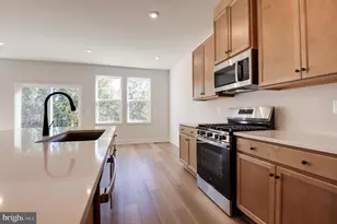 129 Leather Flower, Lake Frederick, VA 22630 - Photo 5