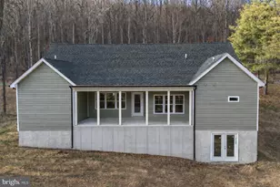 1491 Pitcock Ln, Winchester, VA 22602 - Photo 3