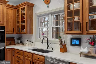 521 Hidden Valley Ln, Winchester, VA 22603 - Photo 17