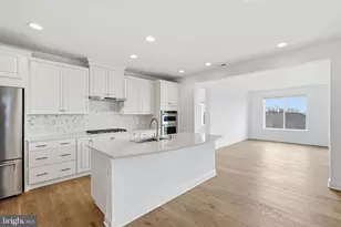 112 Betony Ct, Lake Frederick, VA 22630 - Photo 5