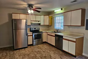 403 Tudor Dr, Winchester, VA 22603 - Photo 5