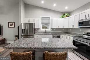 103 Quail Ct, Cross Junction, VA 22625 - Photo 17