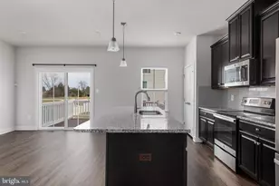 103 Twinleaf Way, Lake Frederick, VA 22630 - Photo 3