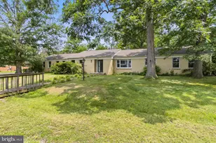 112 Westwood Cir, Winchester, VA 22602 - Photo 1