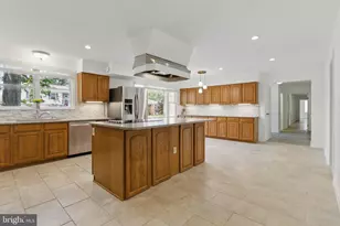 112 Westwood Cir, Winchester, VA 22602 - Photo 5