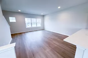 110 Flaxen Mane Ct, Stephenson, VA 22656 - Photo 5