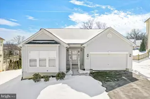 415 Fortress Dr, Winchester, VA 22603 - Photo 1