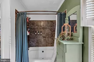 236 Kump Dr, Gore, VA 22637 - Photo 27