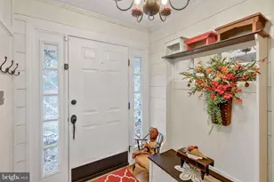 236 Kump Dr, Gore, VA 22637 - Photo 9