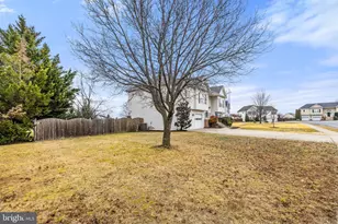 207 Trefoil Ct, Winchester, VA 22602 - Photo 3