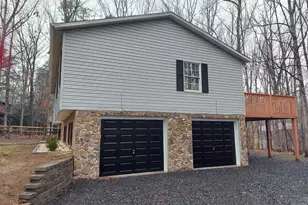 103 Northwood Cir, Cross Junction, VA 22625 - Photo 3