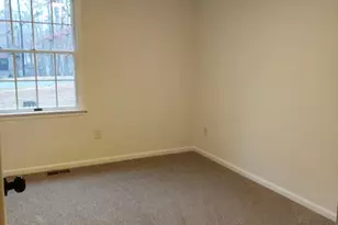 103 Northwood Cir, Cross Junction, VA 22625 - Photo 27