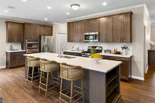 24 Williamson Rd, Winchester, VA 22602 - Photo 3