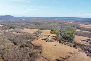 1990 Collinsville Rd, Cross Junction, VA 22625 - Photo 9