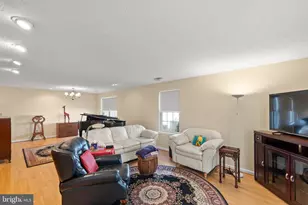 209 Cranberry Ct, Winchester, VA 22602 - Photo 7