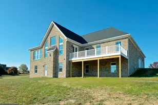 109 Inez Ln, Stephens City, VA 22655 - Photo 5