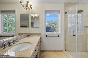 121 Waterside Ln, Cross Junction, VA 22625 - Photo 29