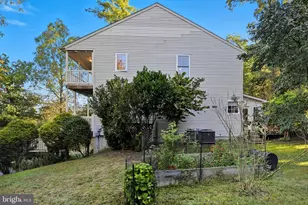 121 Waterside Ln, Cross Junction, VA 22625 - Photo 23