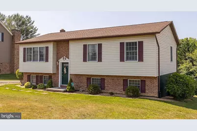 202 Masters Drive, Cross Junction, VA 22625 - Photo 3