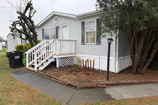 107 Smith Dr, Winchester, VA 22603 - Photo 1