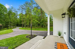 230 Tranquil Wood Ln, Winchester, VA 22602 - Photo 9