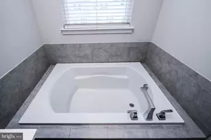 109 Bayhill Ter, Lake Frederick, VA 22630 - Photo 25