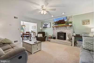 103 Masters Drive, Cross Junction, VA 22625 - Photo 3