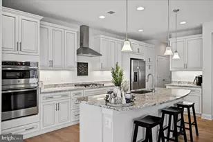 136 Mallard Dr, Lake Frederick, VA 22630 - Photo 15