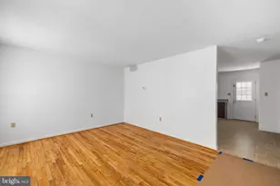 105 Parkside Dr, Winchester, VA 22602 - Photo 3