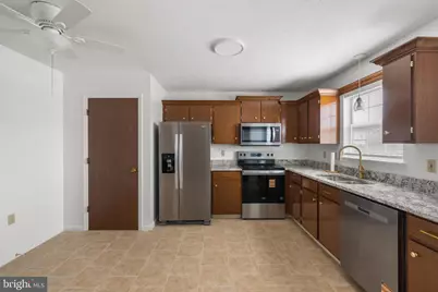 105 Parkside Drive, Winchester, VA 22602 - Photo 7