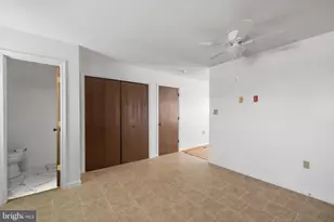 105 Parkside Dr, Winchester, VA 22602 - Photo 9