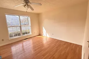 209 Copperfield Ln, Winchester, VA 22602 - Photo 11